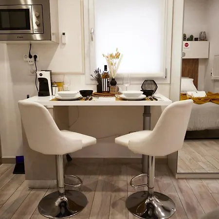 Likehome Voltacasotto Monolocale Exclusive 2pxs فيرّارا