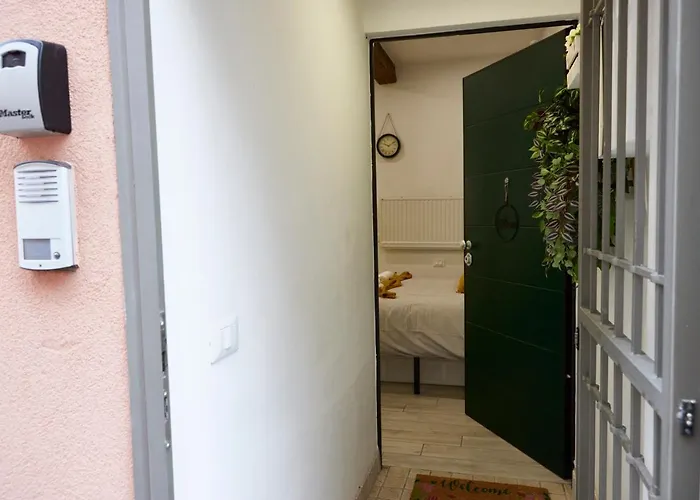 Likehome Voltacasotto Monolocale Exclusive 2pxs * フェラーラ